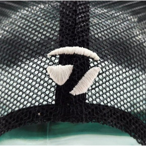 Taylormade Golf Snapback Hat Cap Black Patch Embroidered Logo Mesh Back OSFA - Picture 5 of 9